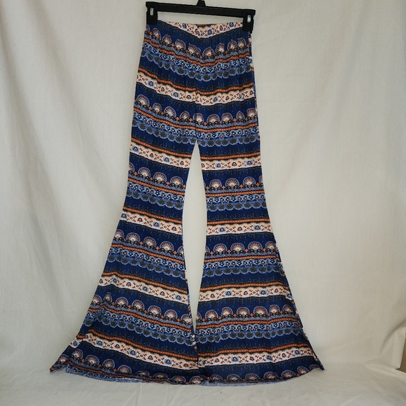 Hayden Womens Colorful Flared Pants NWT Size S Boho - Picture 2 of 9